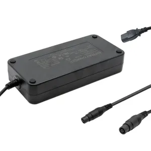 Incarcator Rapid 3.9A Ninebot G30 Max / G2 Max / ZT3 Pro – Alimentator 42V / 54.6V